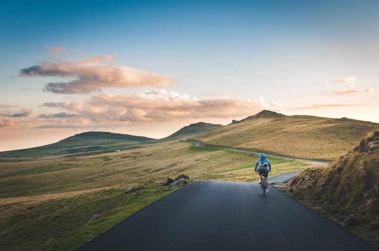 Exploring the World on a Shoestring: The Art of Budget Travel Blogging